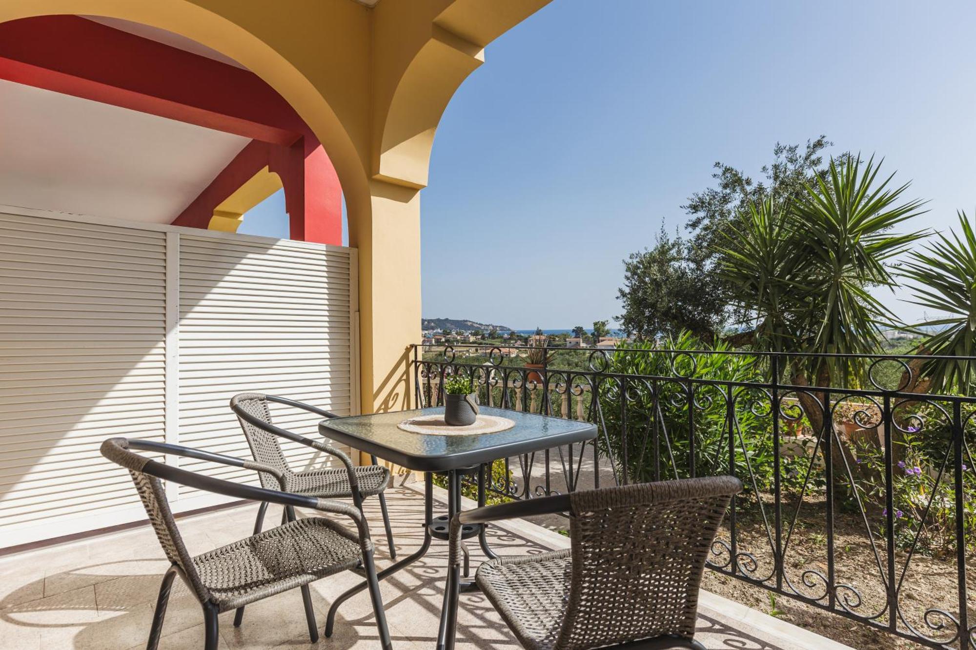 P Koklas Apartments Zakynthos Exterior photo